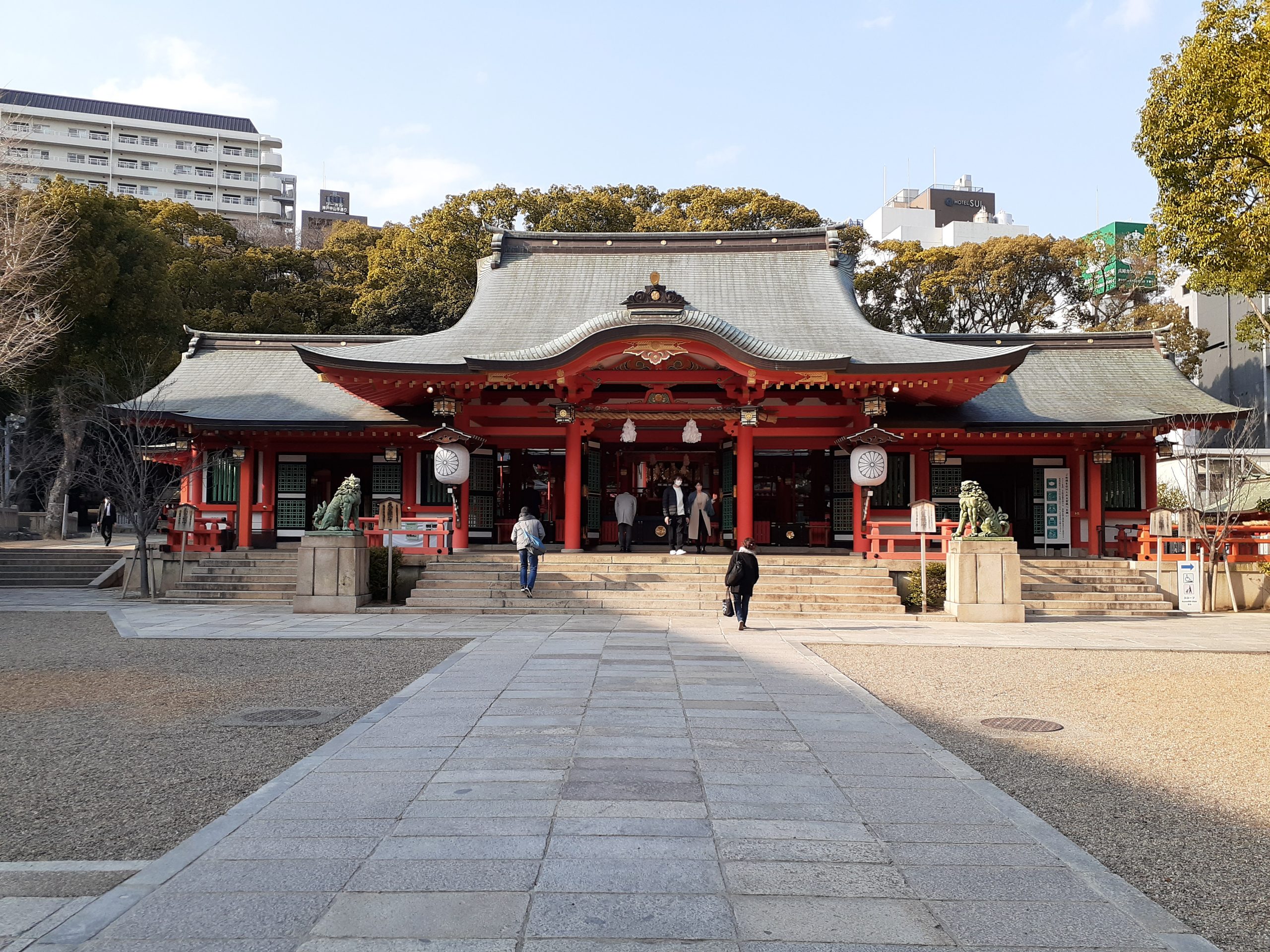 縁結びの神様として有名な生田神社を参拝してきた♪ | 【エレガリオ神戸】神戸市内の介護付き有料老人ホーム